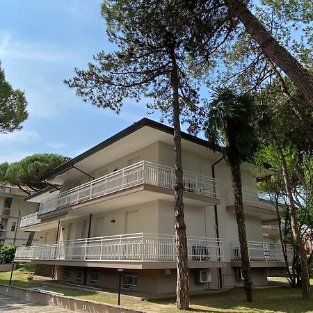 Appartamenti Fungo Lignano Sabbiadoro Luaran gambar